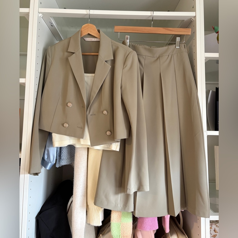 Crop Blazer And Camisole And Pleated Mid Skirt Three-Piece Set